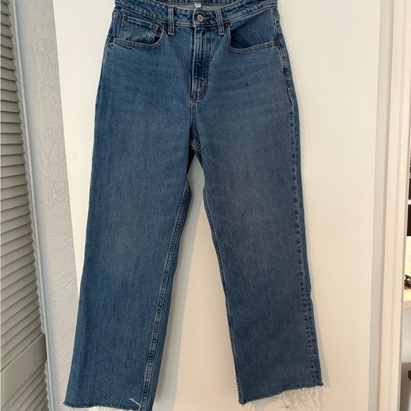 Abercrombie & Fitch Denim - Abercrombie & Fitch Mid-Blue Straight Leg Jeans with Raw Hem
